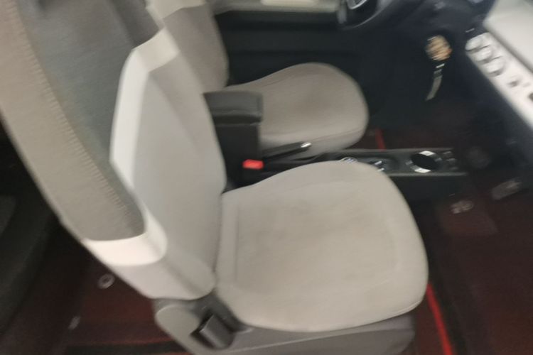 Used Wuling Hongguang MINIEV 2022 Macaron Premium Model – Lithium Iron Phosphate Right Front Seat