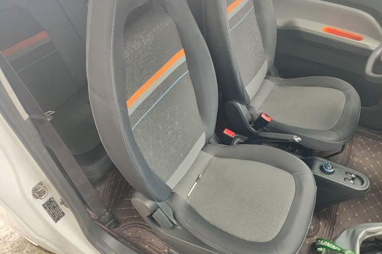Used Wuling Hongguang MINIEV 2022 Zizai Version Lithium Iron Phosphate Right Front Seat