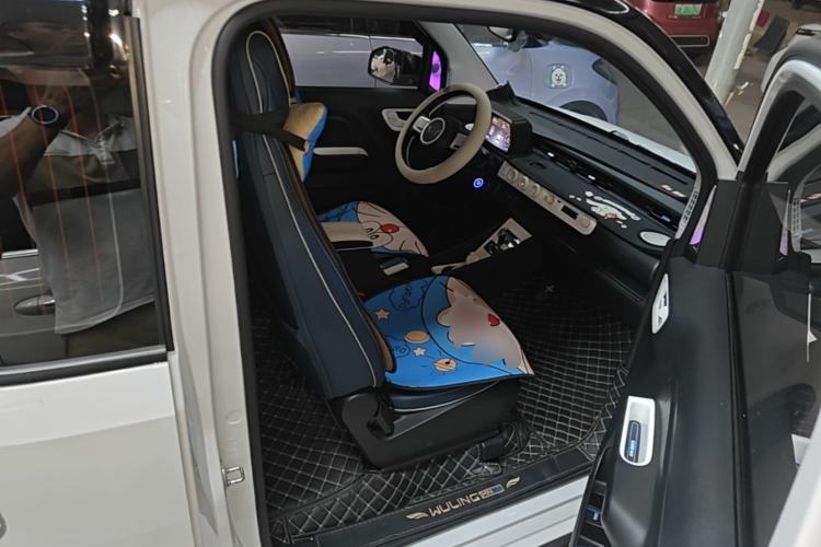 Used Wuling Hongguang MINIEV 2022 GAMEBOY 300km Enthusiast Model with Lithium Iron Phosphate Right Front Seat