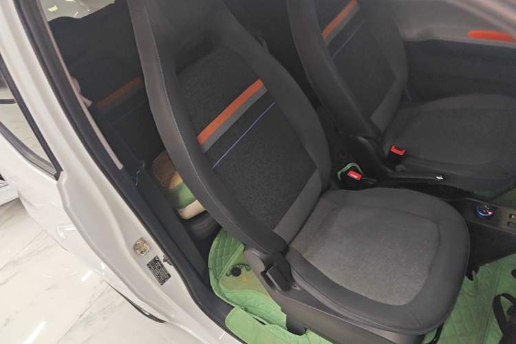 Used Wuling Hongguang MINIEV 2022 Easy Version Lithium Iron Phosphate Right Front Seat