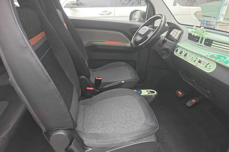 Used Wuling Hongguang MINIEV 2022 Zizai Version Lithium-NMC Right Front Seat