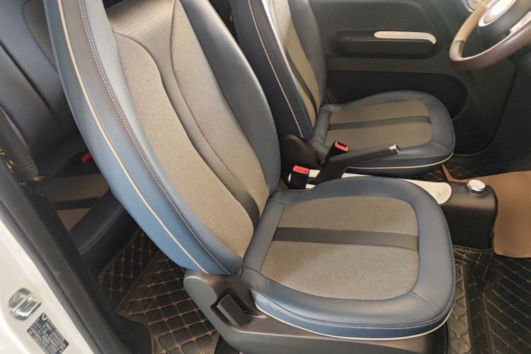 Used Wuling Hongguang MINIEV 2022 GAMEBOY 200km Gaming Edition with Lithium Iron Phosphate Right Front Seat