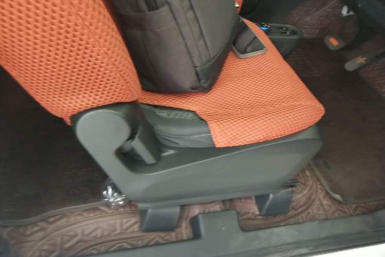 Used Wuling Hongguang MINIEV 2022 Zizai Version Lithium-NMC Right Front Seat