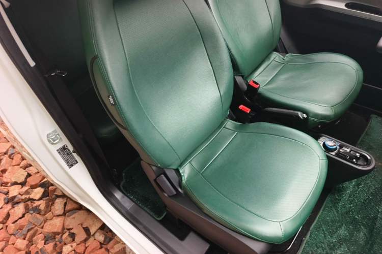 Used Wuling Hongguang MINIEV 2022 Zizai Version Lithium Iron Phosphate Right Front Seat