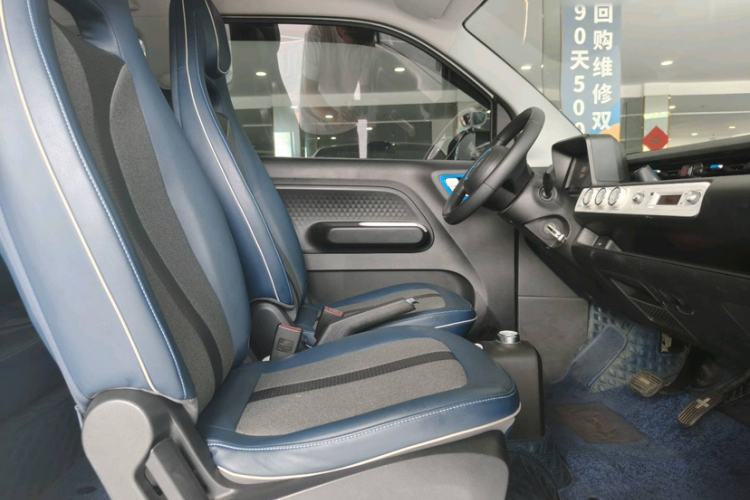 Used Wuling Hongguang MINIEV 2022 GAMEBOY 300km Enthusiast Model with Lithium Iron Phosphate Right Front Seat
