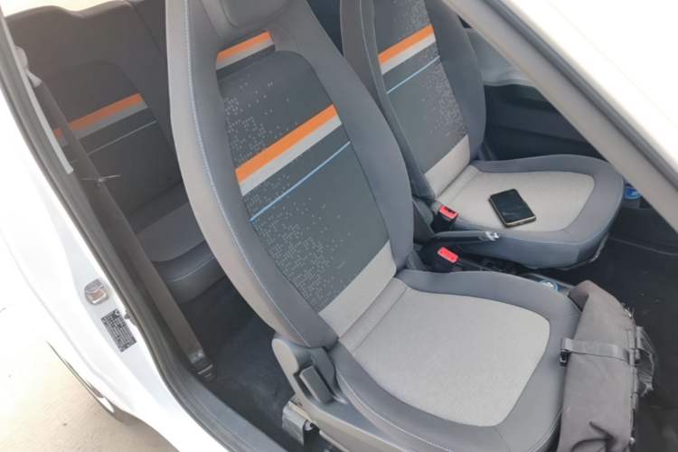 Used Wuling Hongguang MINIEV 2022 Easy Version Lithium Iron Phosphate Right Front Seat