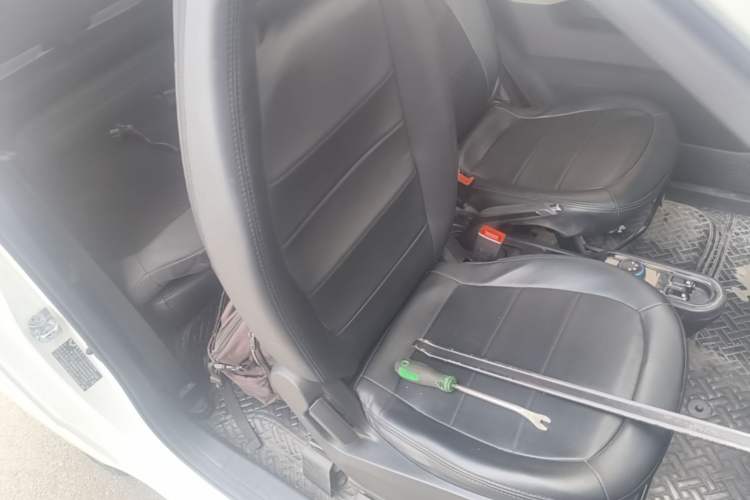 Used Wuling Hongguang MINIEV 2022 Zizai Version Lithium Iron Phosphate Right Front Seat