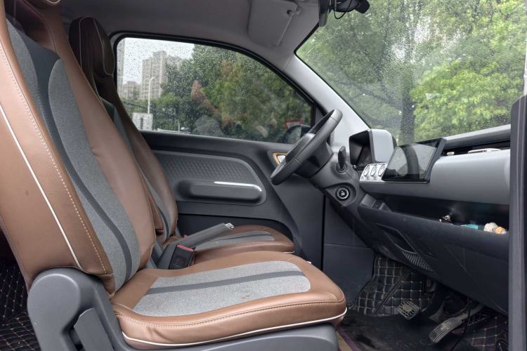 Used Wuling Hongguang MINIEV 2022 GAMEBOY 200km Gaming Edition with Lithium Iron Phosphate Right Front Seat
