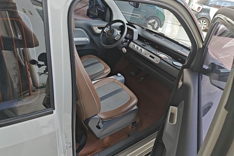 Used Wuling Hongguang MINIEV 2022 GAMEBOY 200km Gaming Edition with Lithium Iron Phosphate Right Front Seat