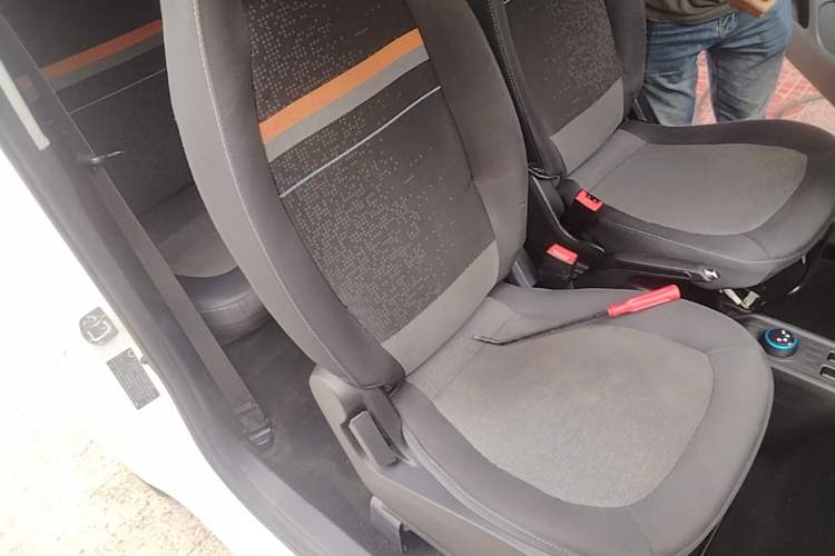 Used Wuling Hongguang MINIEV 2022 Zizai Version Lithium Iron Phosphate Right Front Seat