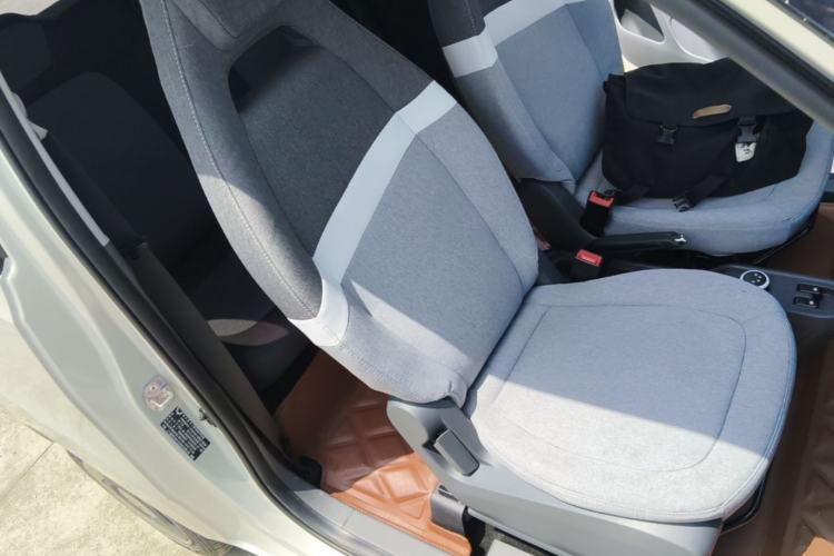 Used Wuling Hongguang MINIEV 2022 Macaron Premium Model – Lithium Iron Phosphate Right Front Seat