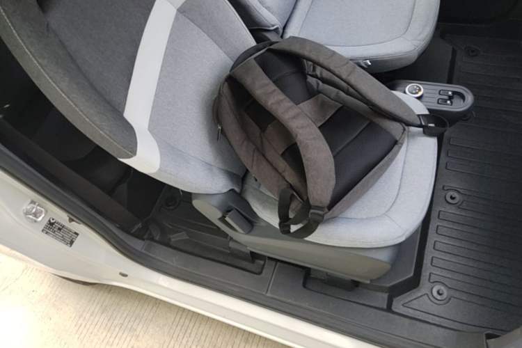 Used Wuling Hongguang MINIEV 2022 Macaron Premium Model – Lithium Iron Phosphate Right Front Seat