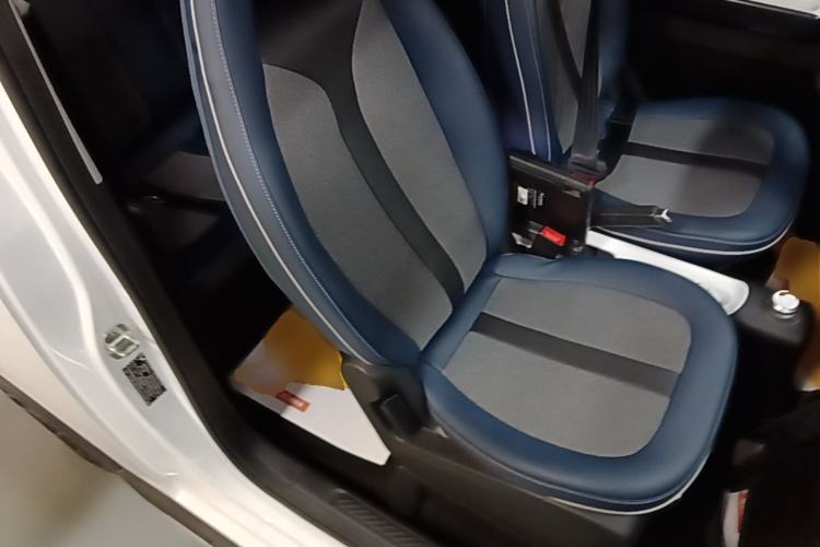 Used Wuling Hongguang MINIEV 2022 GAMEBOY 200km Gaming Edition with Lithium Iron Phosphate Right Front Seat