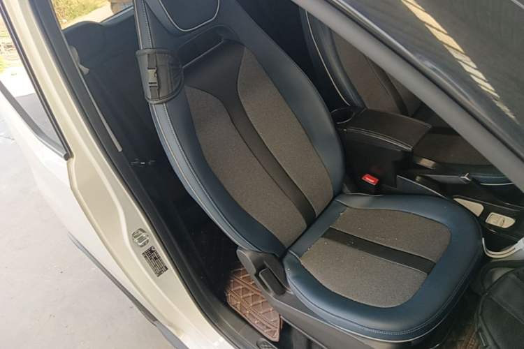 Used Wuling Hongguang MINIEV 2022 GAMEBOY 200km Gaming Edition with Lithium Iron Phosphate Right Front Seat