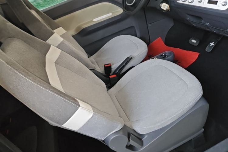 Used Wuling Hongguang MINIEV 2022 Macaron Premium Model – Lithium Iron Phosphate Right Front Seat