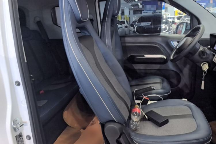 Used Wuling Hongguang MINIEV 2022 GAMEBOY 200km Gaming Edition with Lithium Iron Phosphate Right Front Seat