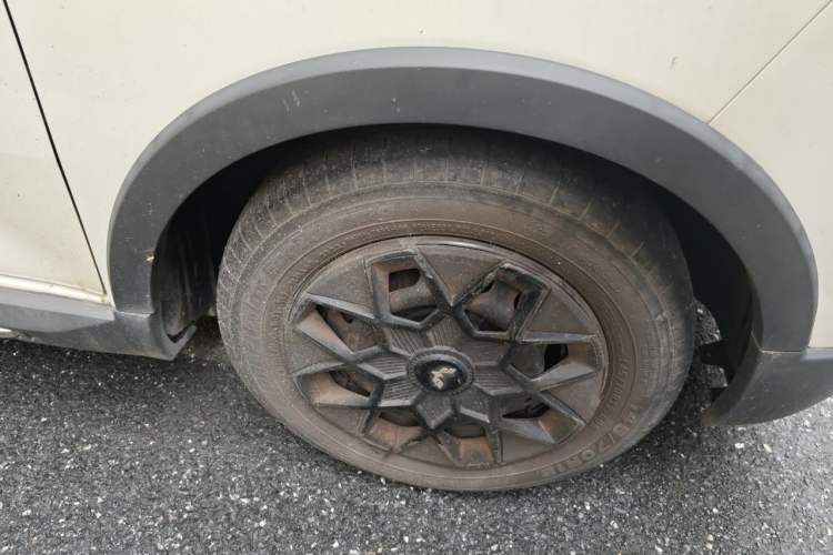 Used Wuling Hongguang MINIEV 2022 GAMEBOY 200km Gaming Edition with Lithium Iron Phosphate Right Front Wheel Hub