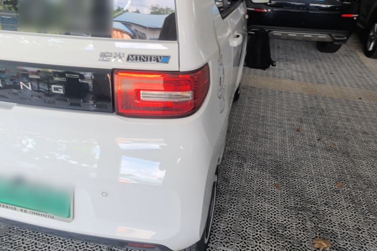 Used Wuling Hongguang MINIEV 2022 Zizai Version Lithium Iron Phosphate Right Rear Taillight