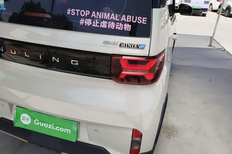 Used Wuling Hongguang MINIEV 2022 GAMEBOY 200km Gaming Edition with Lithium Iron Phosphate Right Rear Taillight