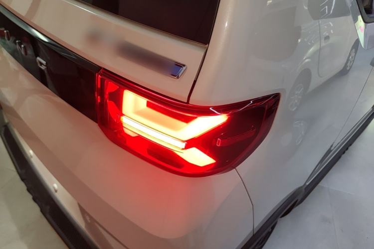 Used Wuling Hongguang MINIEV 2022 GAMEBOY 200km Gaming Edition with Lithium Iron Phosphate Right Rear Taillight