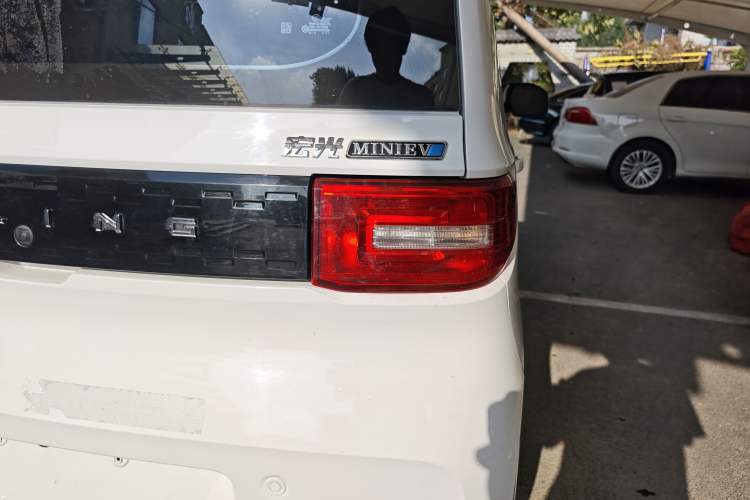 Used Wuling Hongguang MINIEV 2022 Enjoy Edition Lithium Iron Phosphate Right Rear Taillight