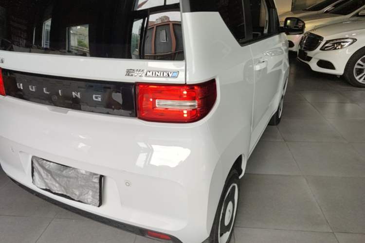 Used Wuling Hongguang MINIEV 2022 Zizai Version Lithium Iron Phosphate Right Rear Taillight