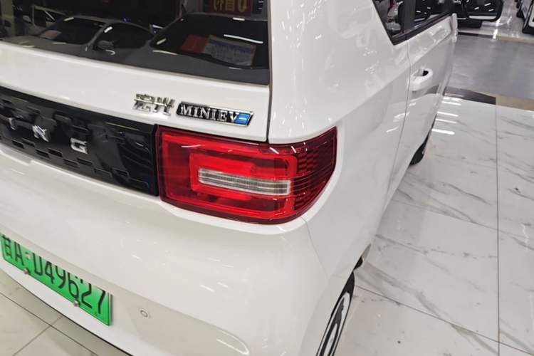 Used Wuling Hongguang MINIEV 2022 Easy Version Lithium Iron Phosphate Right Rear Taillight
