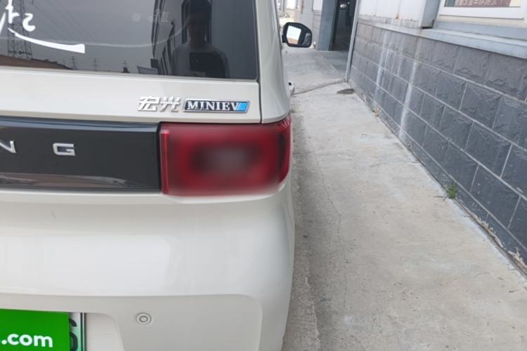 Used Wuling Hongguang MINIEV 2022 Macaron Premium Model – Lithium Iron Phosphate Right Rear Taillight