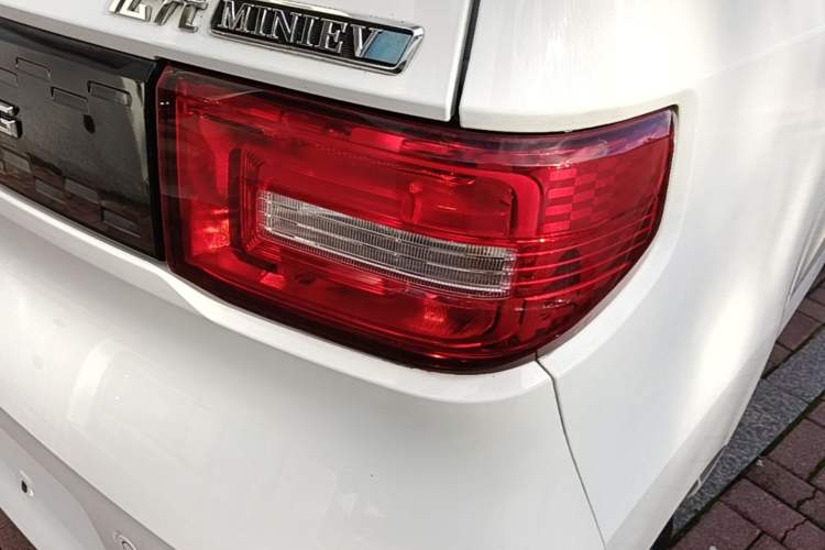 Used Wuling Hongguang MINIEV 2022 Enjoy Edition Lithium Iron Phosphate Right Rear Taillight