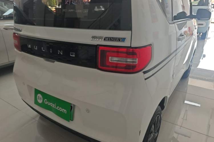 Used Wuling Hongguang MINIEV 2022 Zizai Version Lithium Iron Phosphate Right Rear Taillight