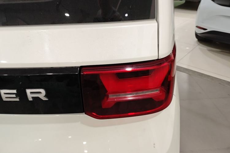 Used Wuling Hongguang MINIEV 2022 GAMEBOY 300km Enthusiast Model with Lithium Iron Phosphate Right Rear Taillight
