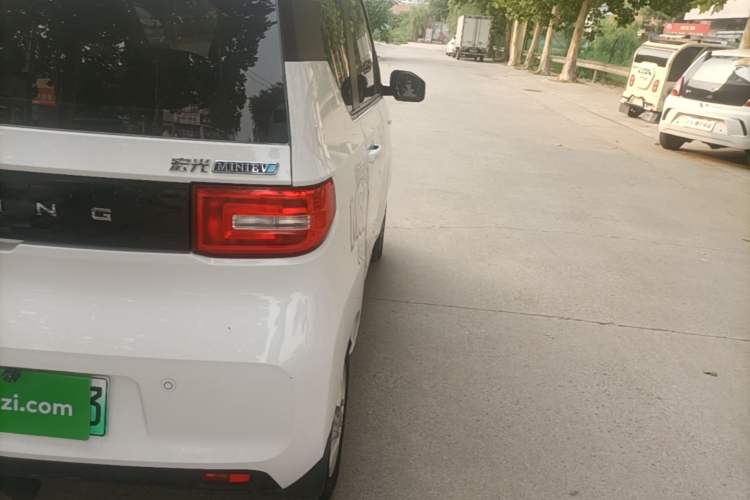 Used Wuling Hongguang MINIEV 2022 Zizai Version Lithium-NMC Right Rear Taillight