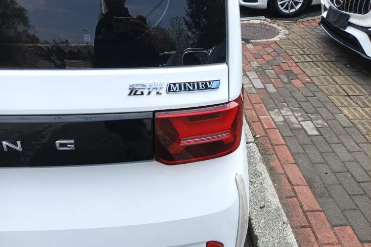 Used Wuling Hongguang MINIEV 2022 GAMEBOY 300km Enthusiast Model with Lithium Iron Phosphate Right Rear Taillight
