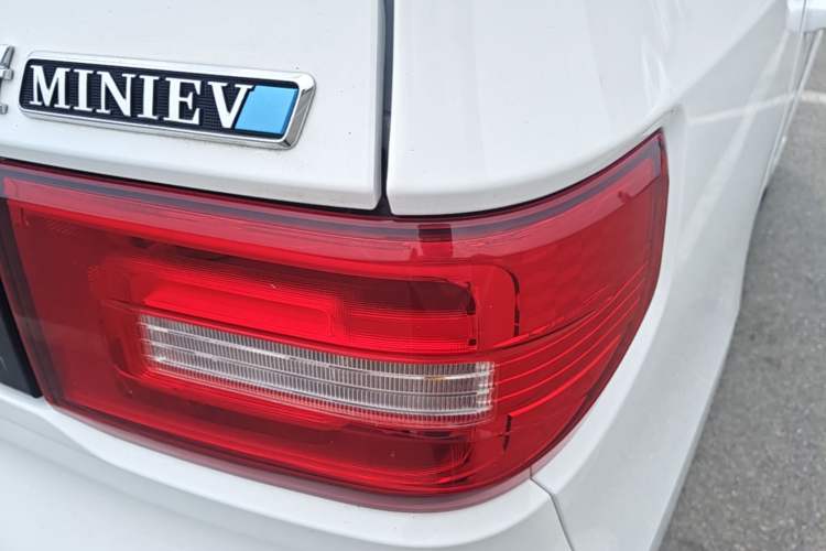 Used Wuling Hongguang MINIEV 2022 Easy Version Lithium Iron Phosphate Right Rear Taillight
