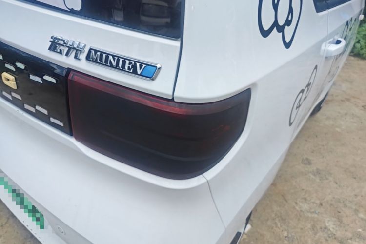 Used Wuling Hongguang MINIEV 2022 Zizai Version Lithium Iron Phosphate Right Rear Taillight