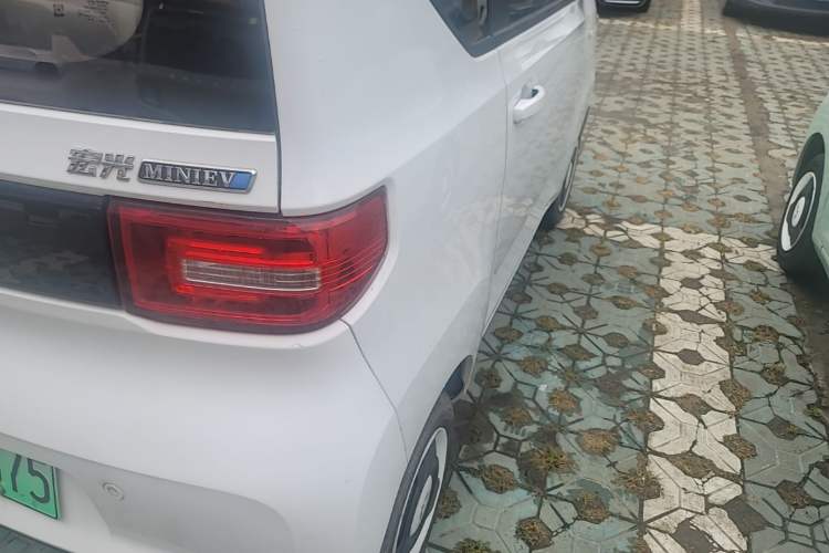 Used Wuling Hongguang MINIEV 2022 Enjoy Edition Lithium Iron Phosphate Right Rear Taillight