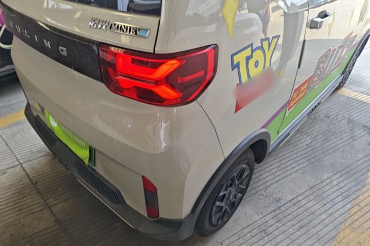 Used Wuling Hongguang MINIEV 2022 GAMEBOY 200km Gaming Edition with Lithium Iron Phosphate Right Rear Taillight