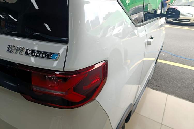 Used Wuling Hongguang MINIEV 2022 GAMEBOY 200km Gaming Edition with Lithium Iron Phosphate Right Rear Taillight