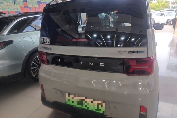 Used Wuling Hongguang MINIEV 2022 GAMEBOY 200km Gaming Edition with Lithium Iron Phosphate Right Rear Taillight