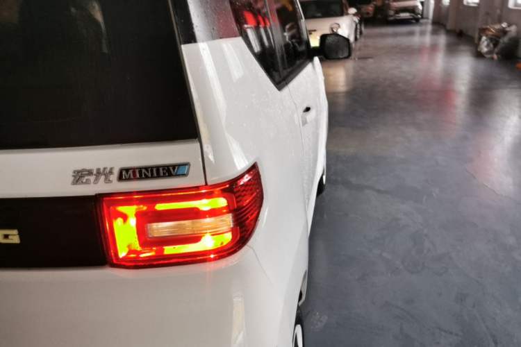 Used Wuling Hongguang MINIEV 2022 Easy Version Lithium Iron Phosphate Right Rear Taillight