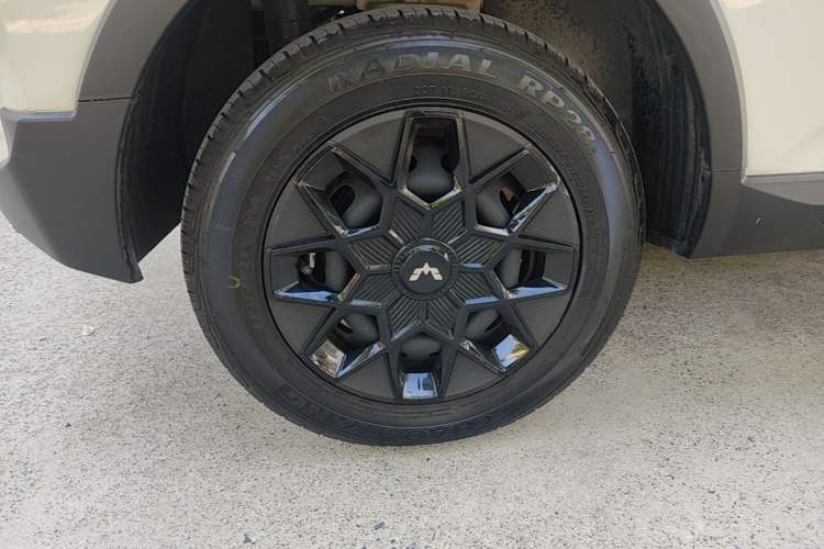Used Wuling Hongguang MINIEV 2022 GAMEBOY 200km Gaming Edition with Lithium Iron Phosphate Right Rear Wheel Hub