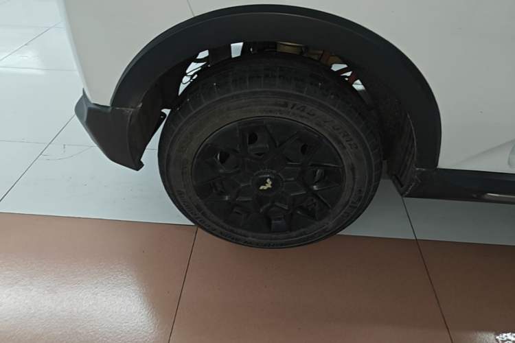 Used Wuling Hongguang MINIEV 2022 GAMEBOY 300km Enthusiast Model with Lithium Iron Phosphate Right Rear Wheel Hub