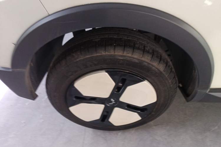 Used Wuling Hongguang MINIEV 2022 GAMEBOY 300km Enthusiast Model with Lithium Iron Phosphate Right Rear Wheel Hub