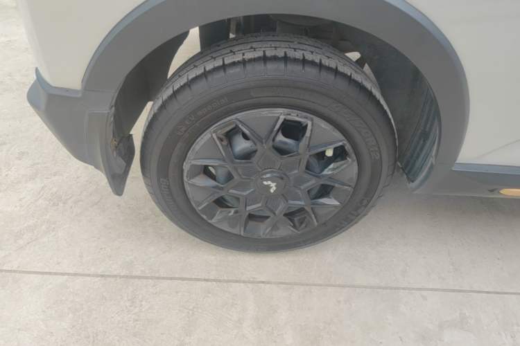 Used Wuling Hongguang MINIEV 2022 GAMEBOY 200km Gaming Edition with Lithium Iron Phosphate Right Rear Wheel Hub
