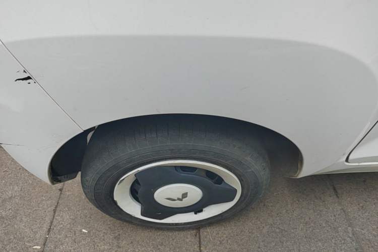 Used Wuling Hongguang MINIEV 2022 Easy Version Lithium Iron Phosphate Right Rear Wheel Hub
