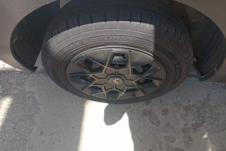 Used Wuling Hongguang MINIEV 2022 GAMEBOY 200km Gaming Edition with Lithium Iron Phosphate Right Rear Wheel Hub