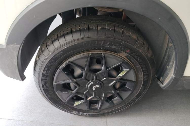 Used Wuling Hongguang MINIEV 2022 GAMEBOY 300km Enthusiast Model with Lithium Iron Phosphate Right Rear Wheel Hub