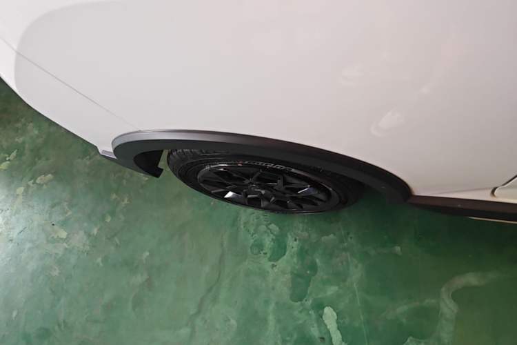 Used Wuling Hongguang MINIEV 2022 GAMEBOY 200km Gaming Edition with Lithium Iron Phosphate Right Rear Wheel Hub