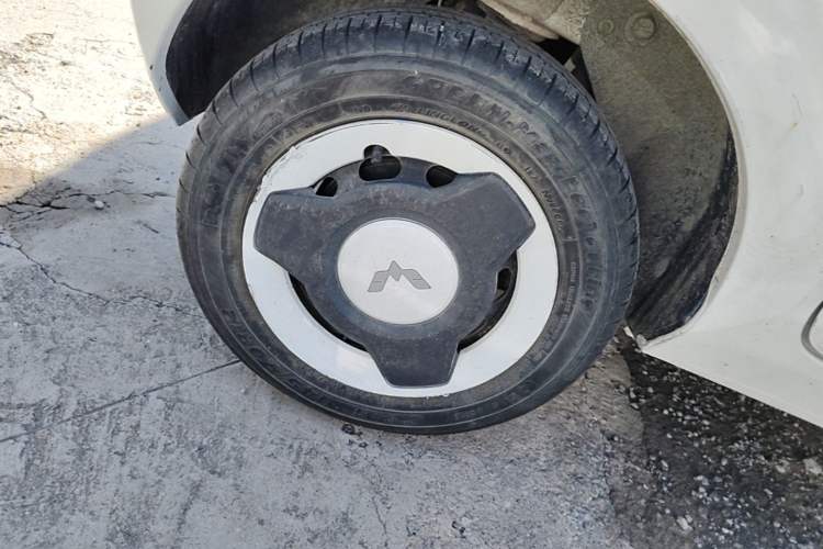 Used Wuling Hongguang MINIEV 2022 Easy Version Lithium-NMC Right Rear Wheel Hub