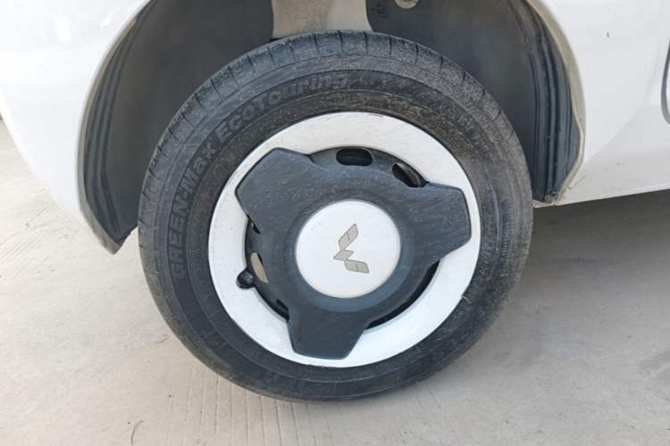 Used Wuling Hongguang MINIEV 2022 Easy Version Lithium Iron Phosphate Right Rear Wheel Hub